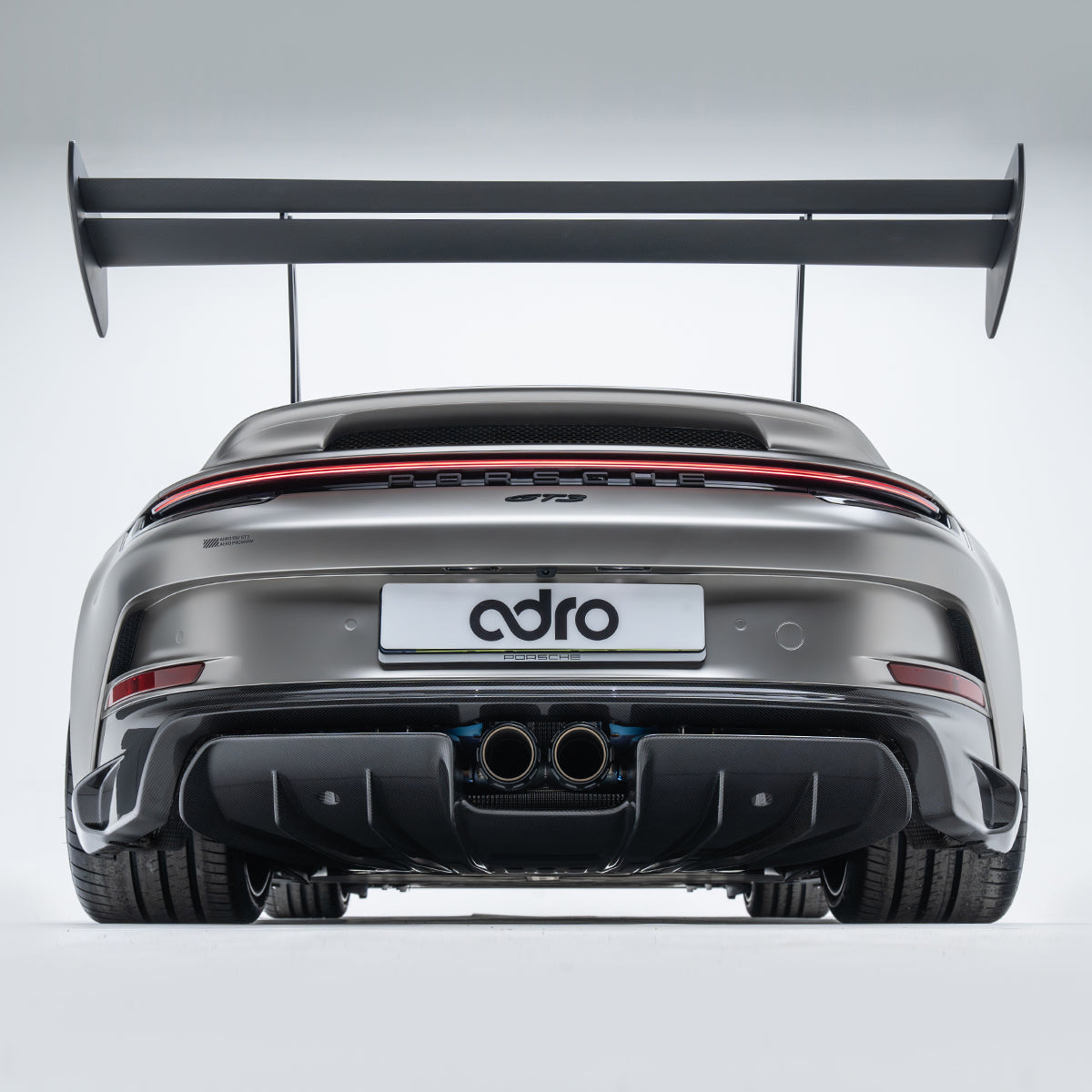 Faldon trasero ADRO para Porsche 992.1 GT3