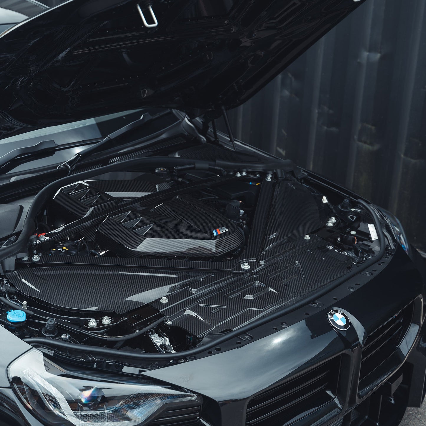 Barra de torretas en carbono para BMW M2 M3 y M4 G87/G80/G81/G82/G83