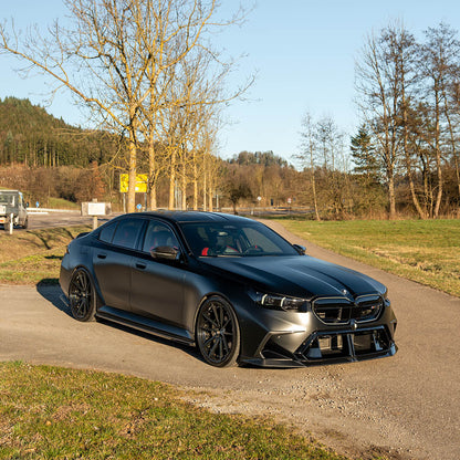 Añadido delantero en carbono para BMW G90/G99 M5 2024+ - CT DESIGN