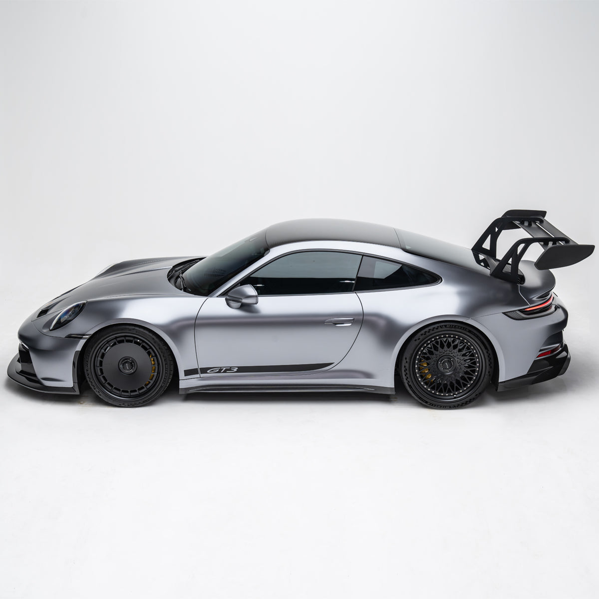 Taloneras ADRO para Porsche 992.1 GT3