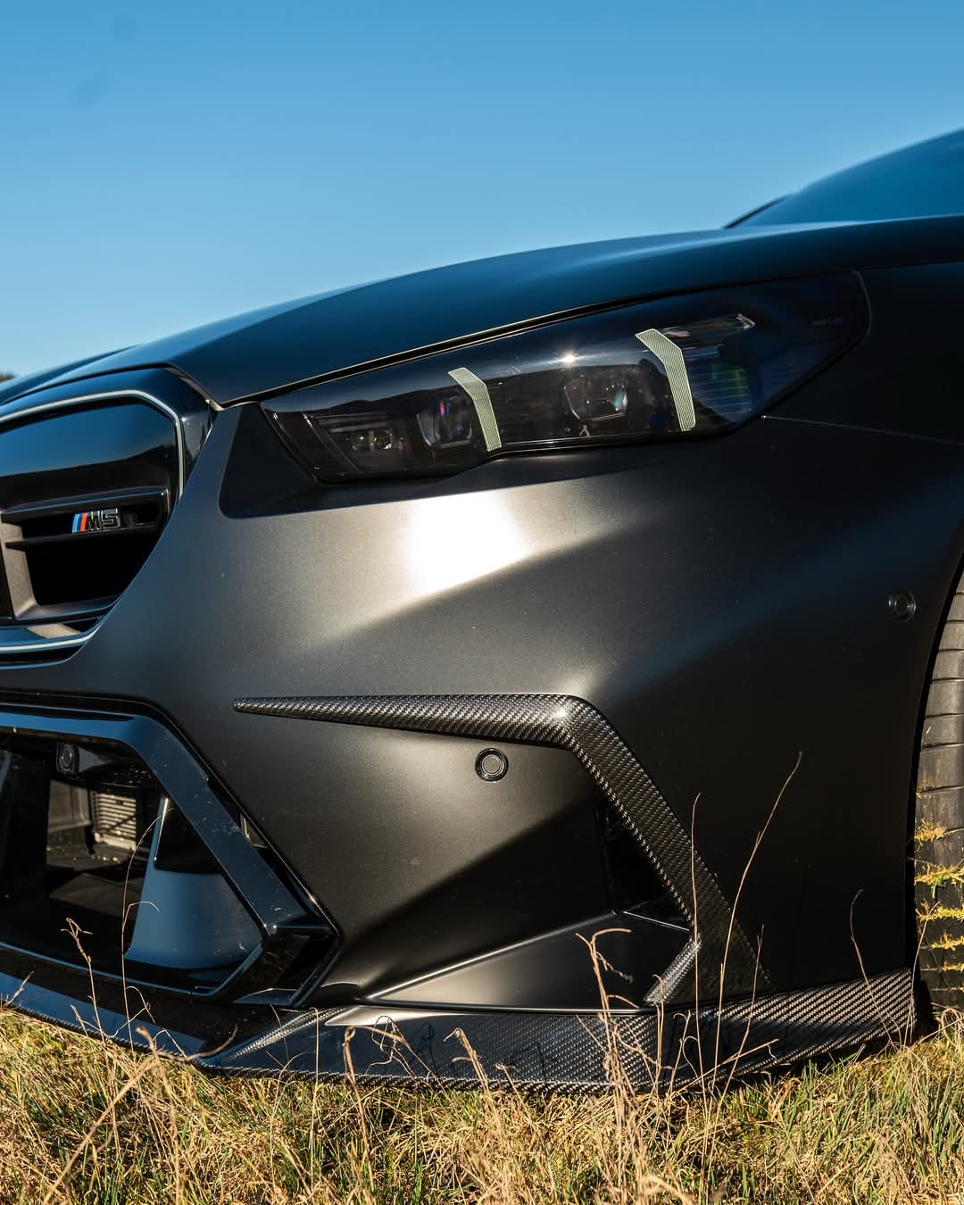 Kit completo en carbono para BMW M5 G90 - CT DESIGN