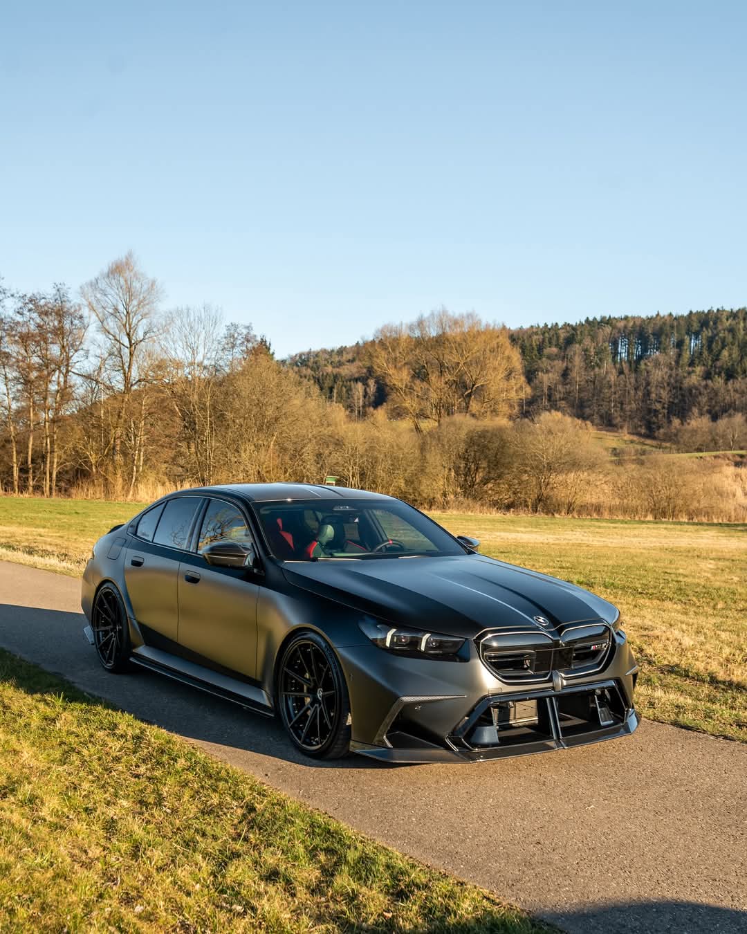 Kit completo en carbono para BMW M5 G90 - CT DESIGN